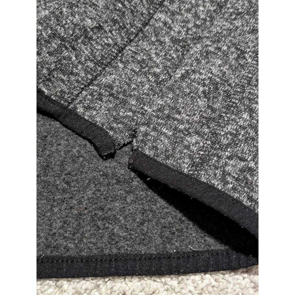 Beverly Hills Polo Club Mens Quarter Zip Pullover Size M Heather Gray/Black Flaw